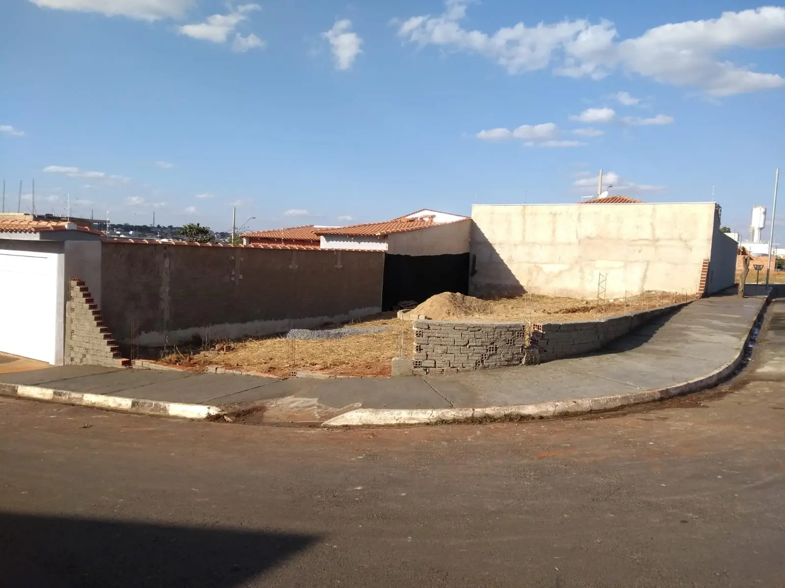 Terreno à venda no Jardim Aeroporto – Guaxupé/MG