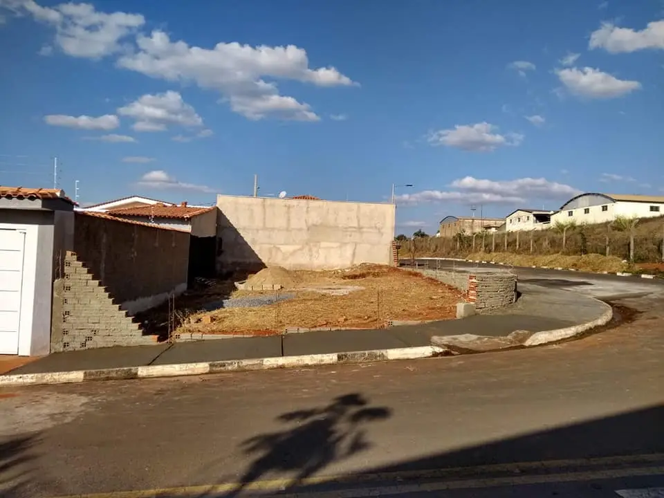 Terreno à venda no Jardim Aeroporto – Guaxupé/MG - Foto 1