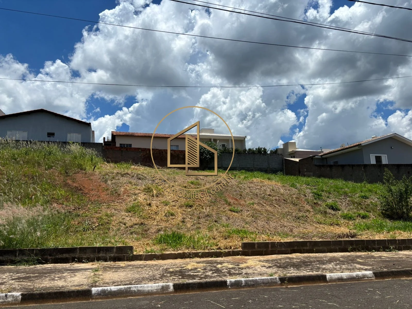 Terreno à venda no Bairro Jardim Primavera – Guaxupé/MG