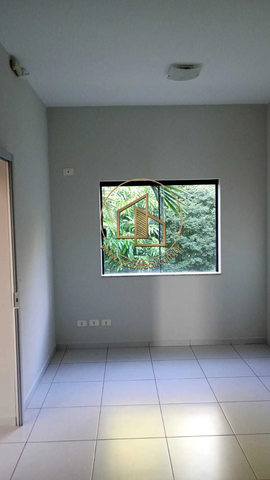 Sala Comercial para alugar no Bairro Vila Santo Antonio – Guaxupé/MG - Foto 4