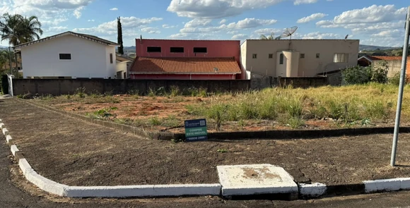 Terreno à venda Nova Floresta – Guaxupé/MG