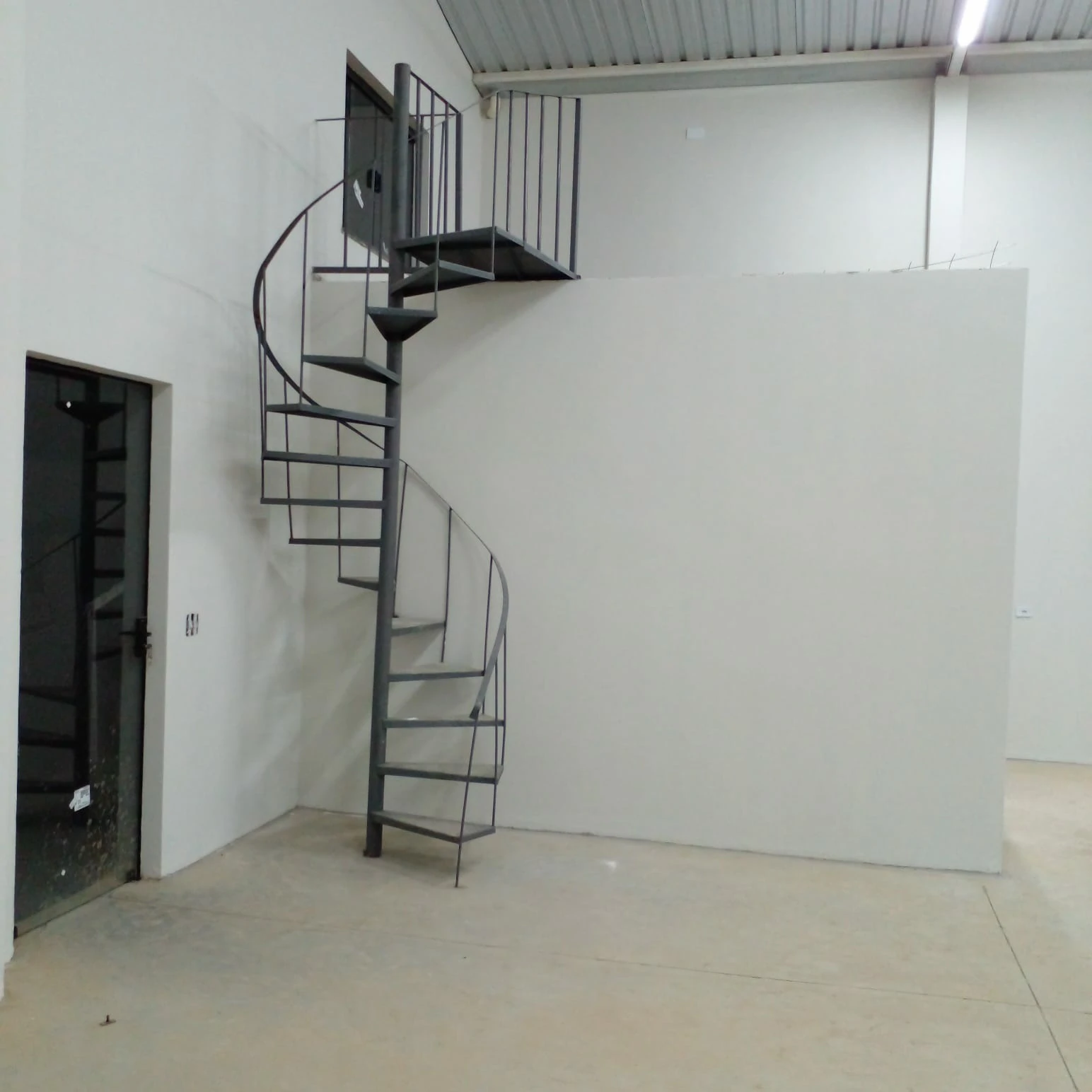 Galpão para alugar no Bairro Jardim das Orquídeas – Juruaria/MG - Foto 3