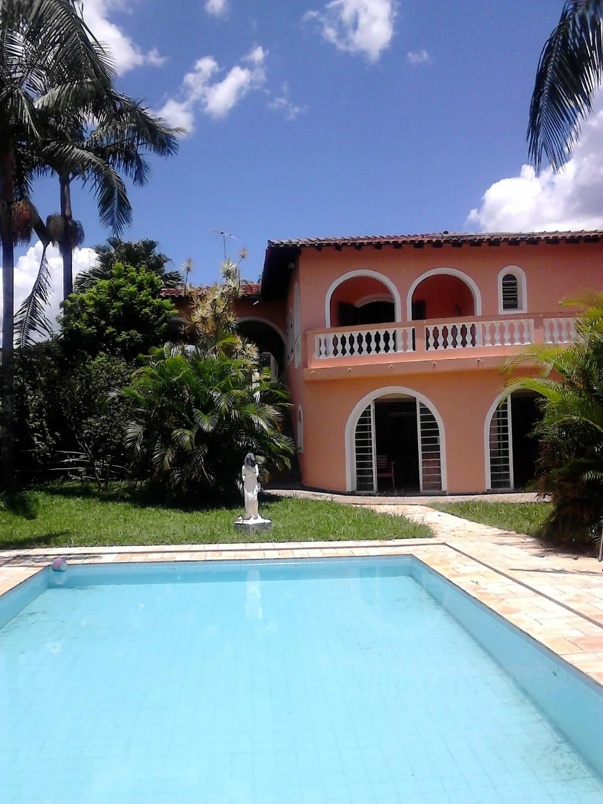 Casa à venda no Centro – Guaranésia/MG