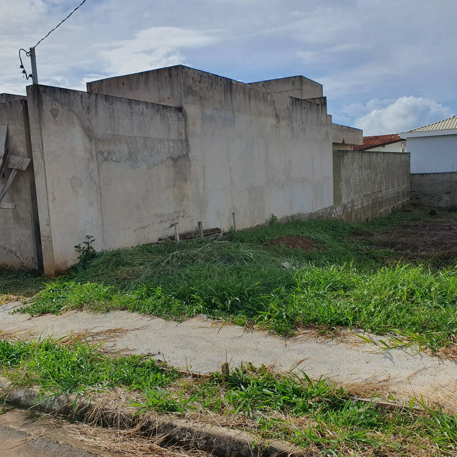 Casa à venda no Residencial Bosque dos Jatobás– Guaxupé/MG