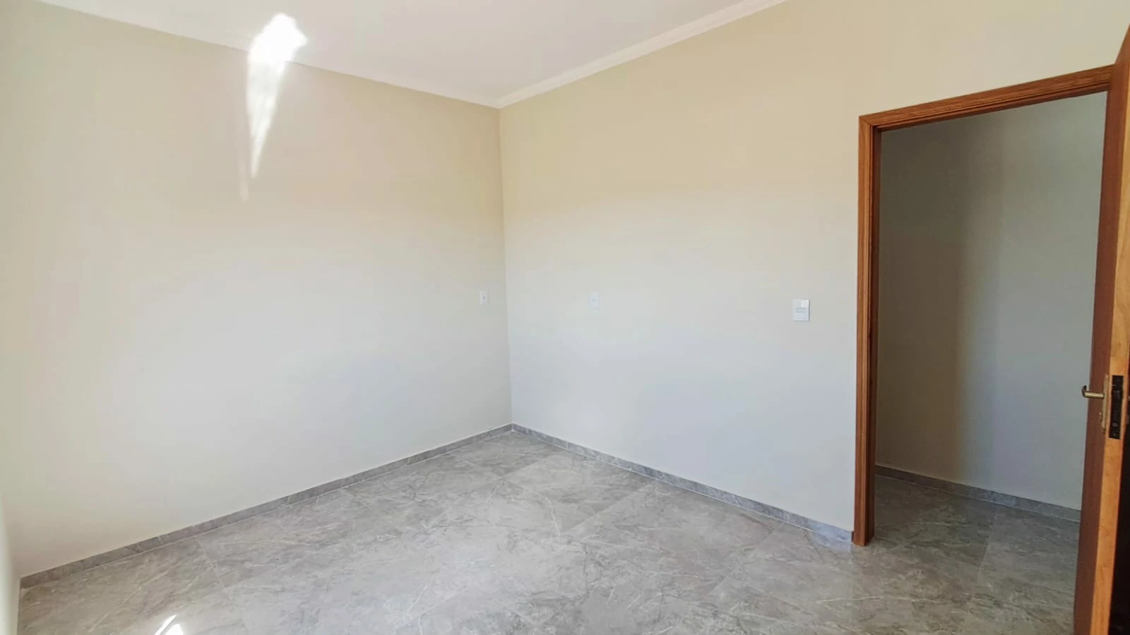 Aluga-se Casa no Bairro Residencial Fazenda Planalto – Guaxupé/MG - Foto 14