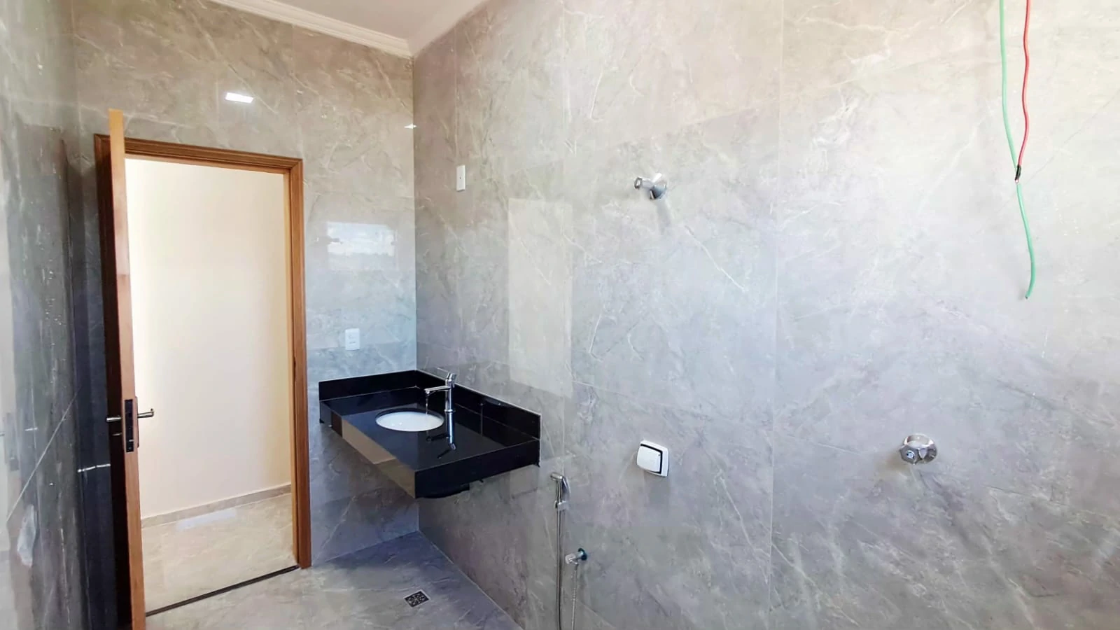 Aluga-se Casa no Bairro Residencial Fazenda Planalto – Guaxupé/MG - Foto 3